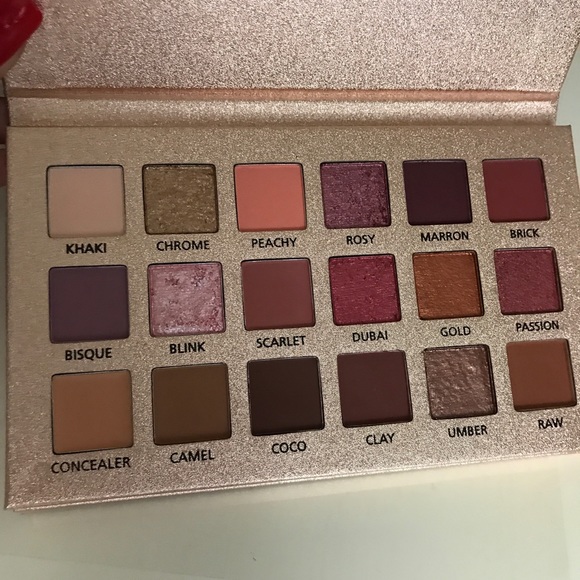 💓Host Pick 💓pigmented eye shadow - Picture 8 of 8